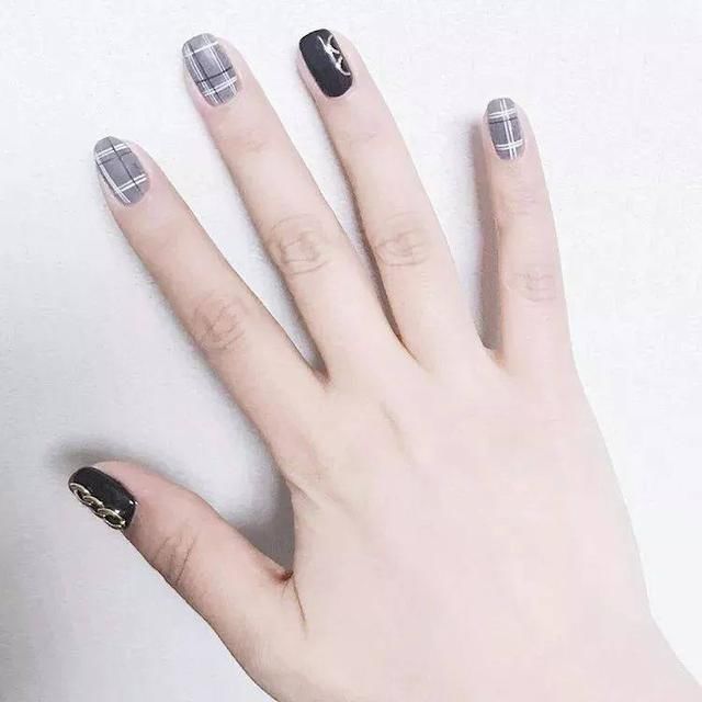 2018年8种爆款美甲,全做过的一定是个美甲控