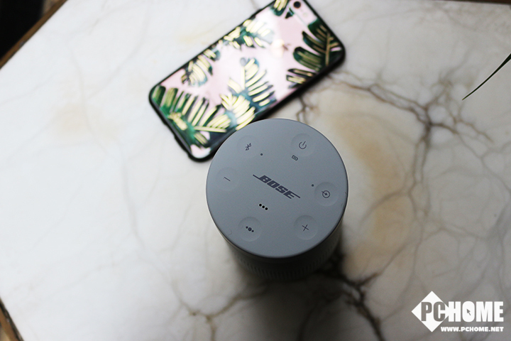 更好看 Bose SoundLink Revolve音箱
