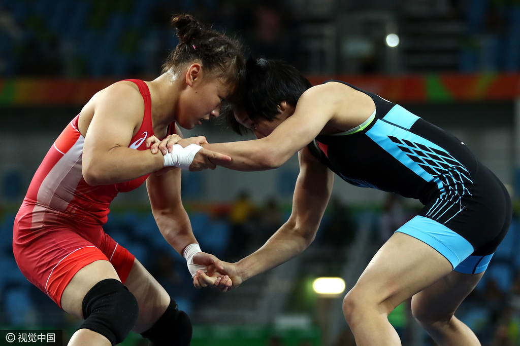 北京时间8月18日，中国选手孙亚楠出战摔跤女子自由式48公斤级别的半决赛，对手是日本选手登坂绘莉。最终以3-8的比分惜败对手，无缘决赛。