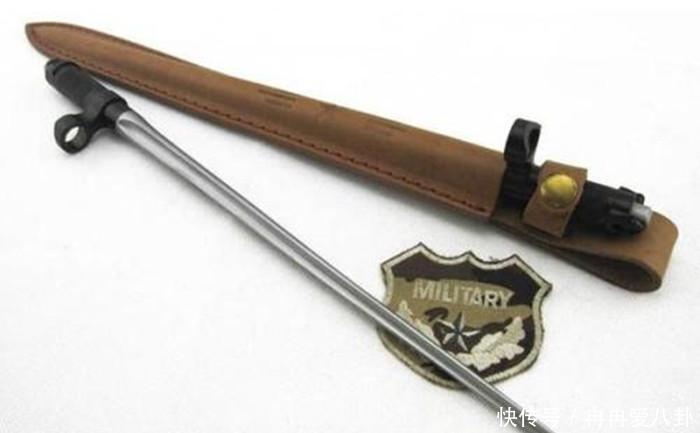 中越战争:56式步枪三棱枪刺威力巨大被禁用?别