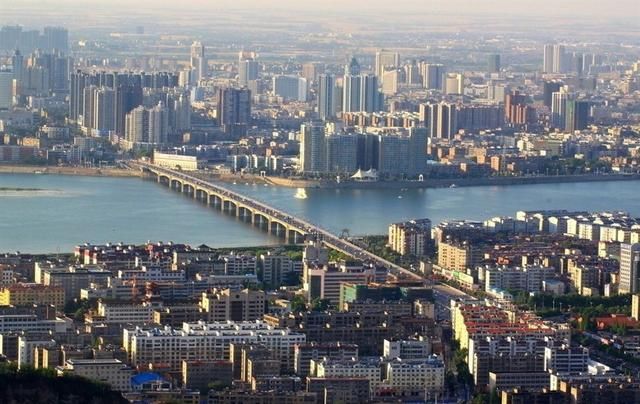 三季度业绩预喜成主流_2019襄阳三季度gdp(3)