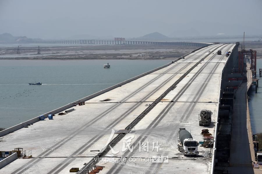 浙江宁海:三门湾大桥建设加速推进