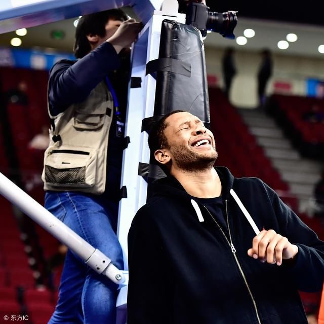 北京首钢为何抢注救火外援 CBA规则让他们只