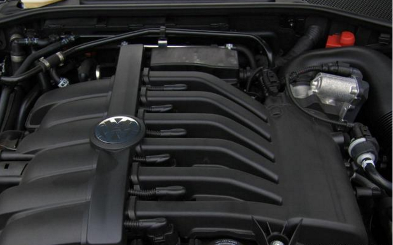 看完奔驰的发动机,再看丰田的发动机,终于明白