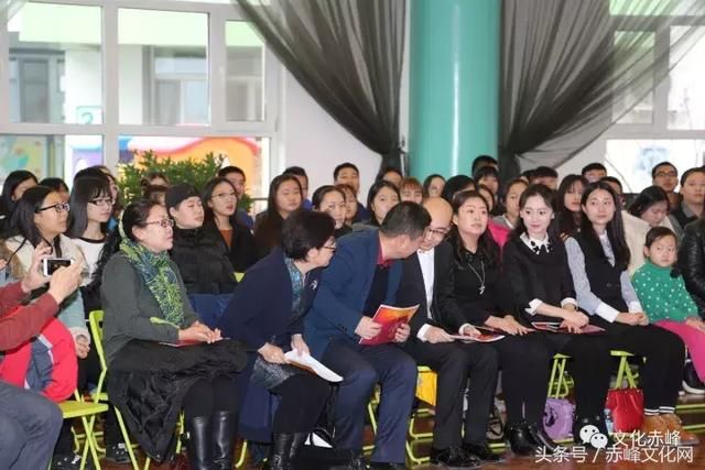 赤图举行志愿者日活动暨赤峰外国语学院志愿