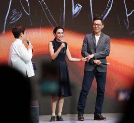 刘烨为儿子庆生不忘给妈妈拍条MV(图11) 刘烨为儿子庆生不忘给妈妈拍条MV(图11)