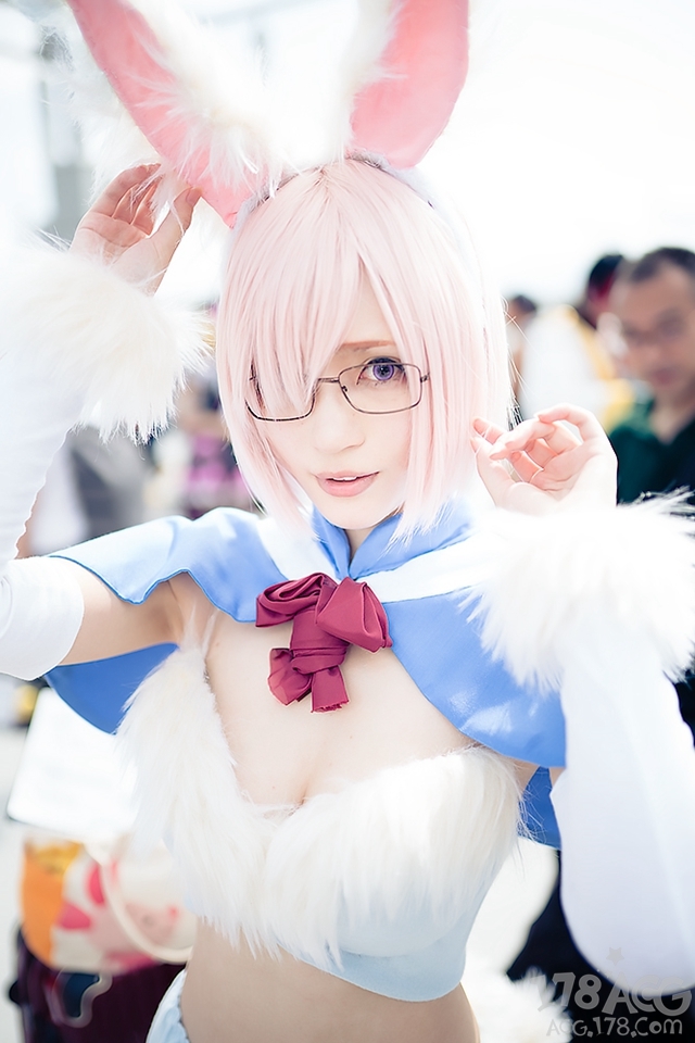 再来几个FGO的小姐姐，这个玛修美的心都要化了