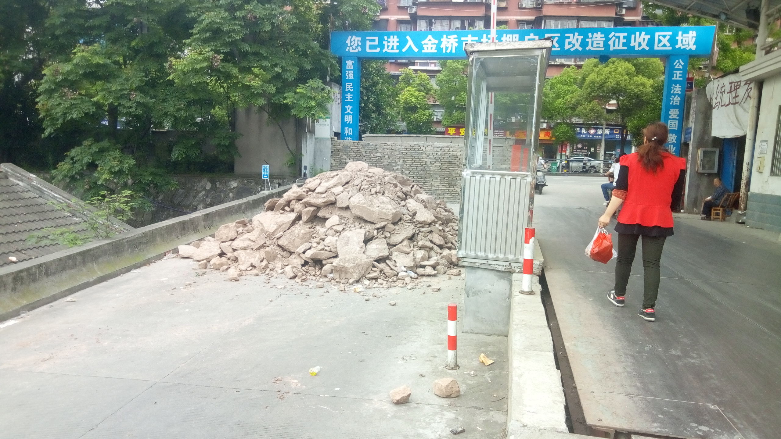 深受宜昌人民喜爱的金桥市场即将拆迁,现场照