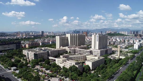 义乌市中心医院:20项暖心举措落实最多跑一次