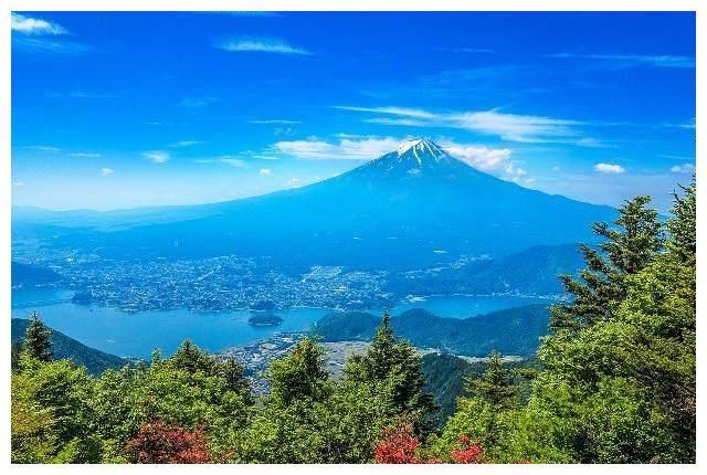 女人有凤凰命和贵人命的面相,这些人不仅命中