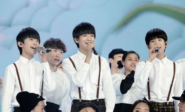 这些明星将无缘春晚:邓伦遗憾退出,鹿晗关晓彤却被网友嘲翻天!