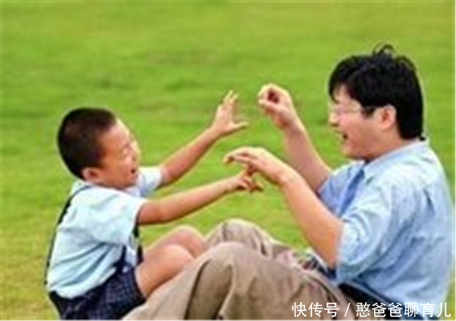 2岁之前孩子由谁带很重要,别等到孩子长大后才