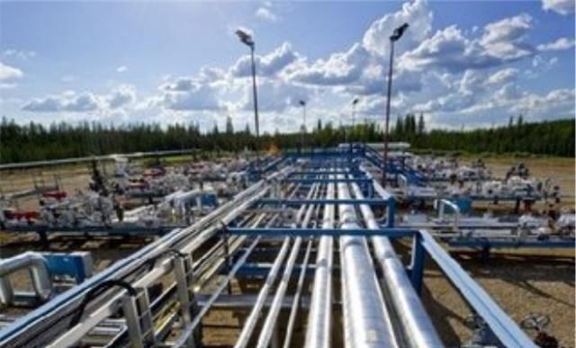 中哈两国合力开采世界第二大油田,380亿石油待