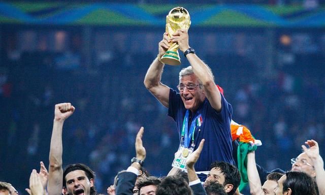 世界杯法国队夺冠,球迷:恭喜法国队陷入卫冕冠