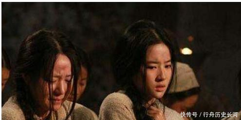 清朝灭亡,宫里的格格跟宫女都去了哪里她们靠