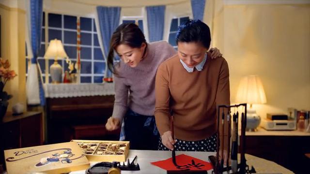 赵丽颖成为德芙新女郎!ab汤唯关晓彤输给了她