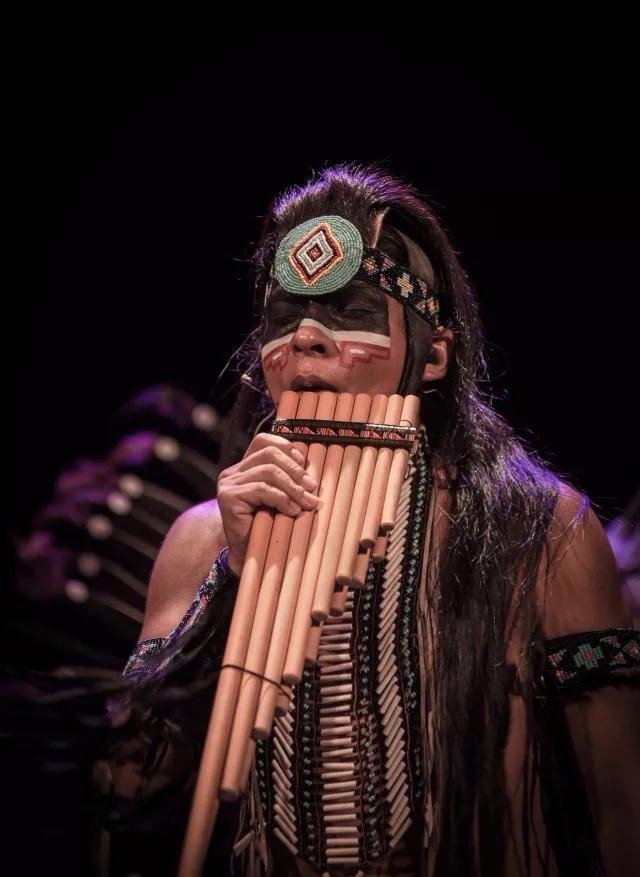 安艺术家音乐家,最后的莫西干人,亚历桑德罗中国巡演