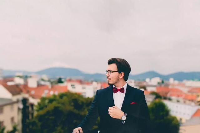 夜读|真正优秀的人,为什么从不摆架子