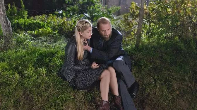 法国电影她的剧情介绍 t01421f48a486717d6b.jpg?size=673x375