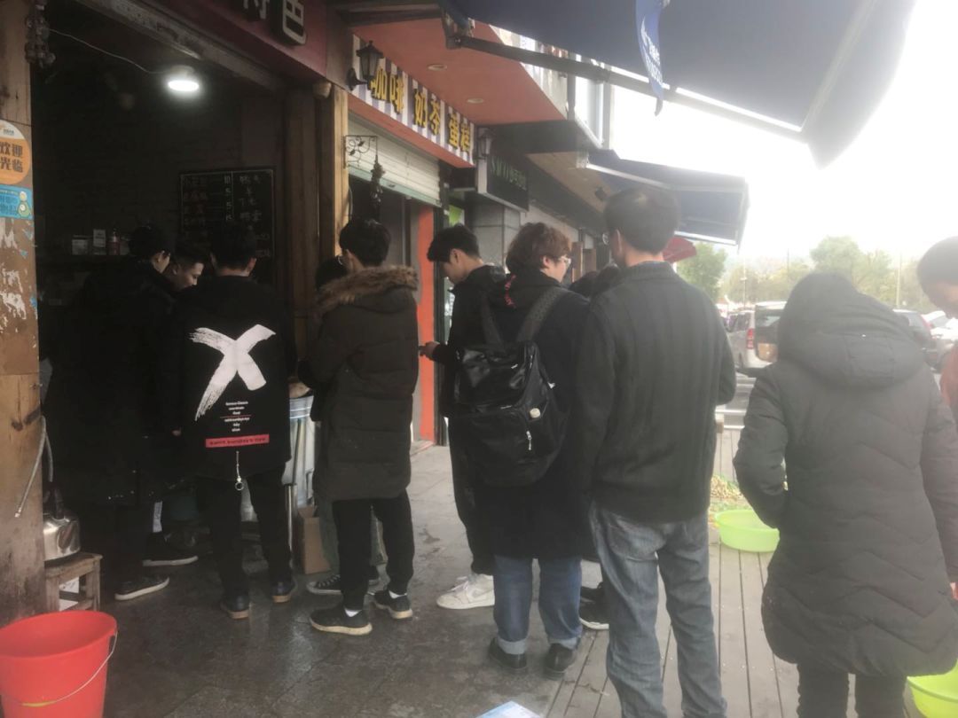 中国美院校考首日网红石爆红 史上最严校考,