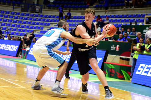 男篮亚洲杯:东道主黎巴嫩克韩国 大洋洲两队都取胜-北京时间