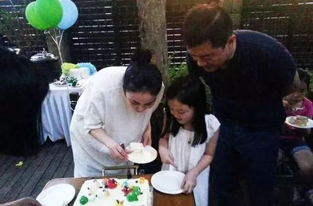 为报复王菲,谢霆锋去张柏芝家睡了4天4夜,还勾