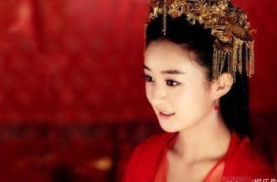 女星古装新娘造型大PK,杨幂俏皮灵动,赵丽颖小