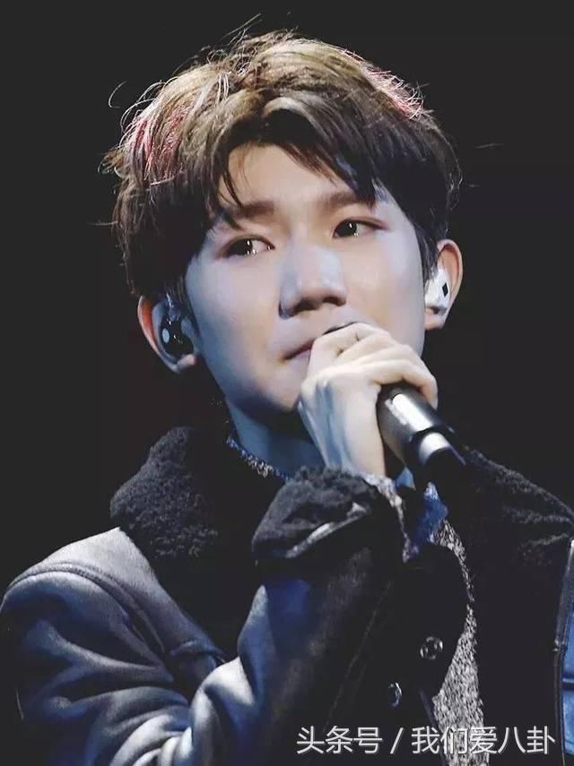 TFBOYS哭的瞬间 王俊凯哭到哽咽,王源强忍泪