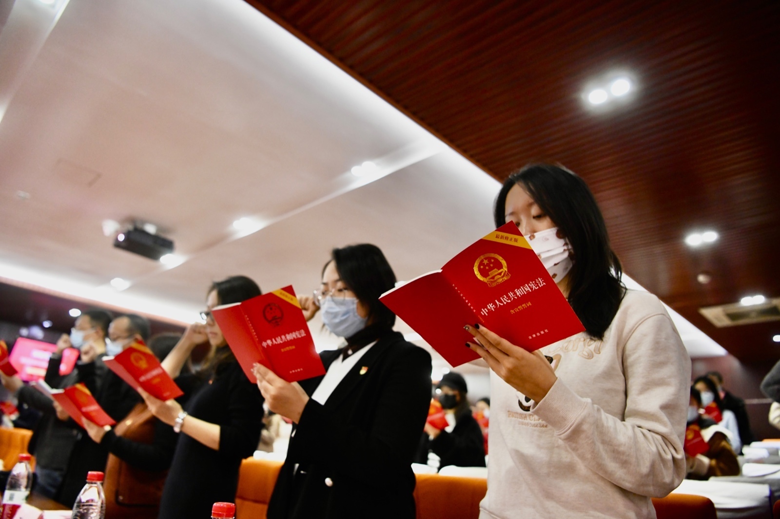 让宪法“声”入人心!8000余万师生晨读宪法 让宪法“声”入人心!8000余万师生晨读宪法