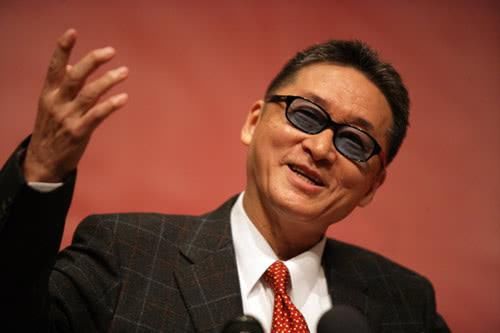 敖长女李文喊话弟弟李戡:要看遗嘱,有权继承李
