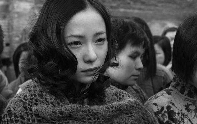 邓超绯闻出轨对象,曾被薛凯琪骂不要脸,如今