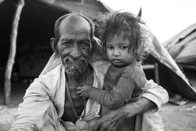 别看印度人长得黑,但他们不是黑种人,你知道他