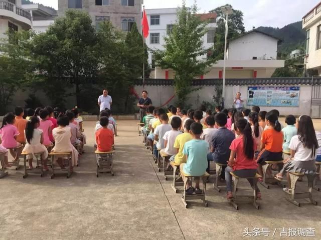 吉大建设工程学院大学生暑期深入江西山区,开