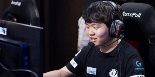 iG战队战败之后被曝各种问题?分析师工资问题