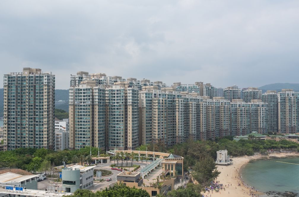 实拍香港那些密集的楼群,楼与楼之间几乎没有