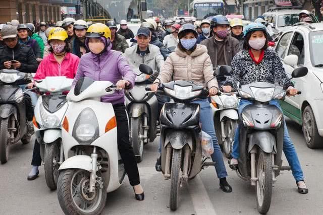 摩托车也要考驾驶证,而且这科二简直比C1还难