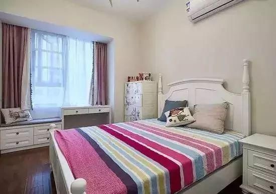 飘窗改成书桌 飘窗改成书桌