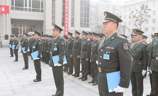 科普:省军区司令员跟省武警总队长哪个级别更