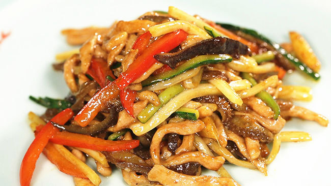 《养生厨房》三丝炒海参