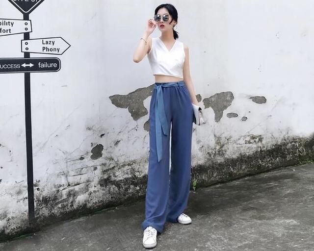 腿粗屁股大太尴尬?安利给你八款裤子,从此就是