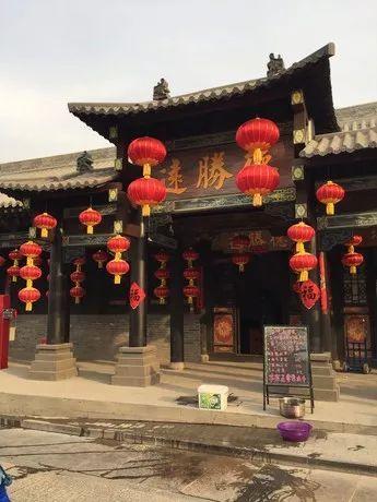太原青龙古镇庙会遭吐槽!68元的门票比故宫还