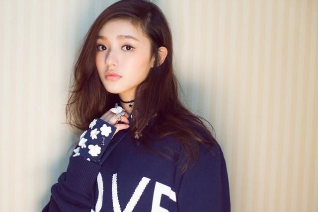 时尚U先生美人鱼林允,清纯典雅、高贵大气,风