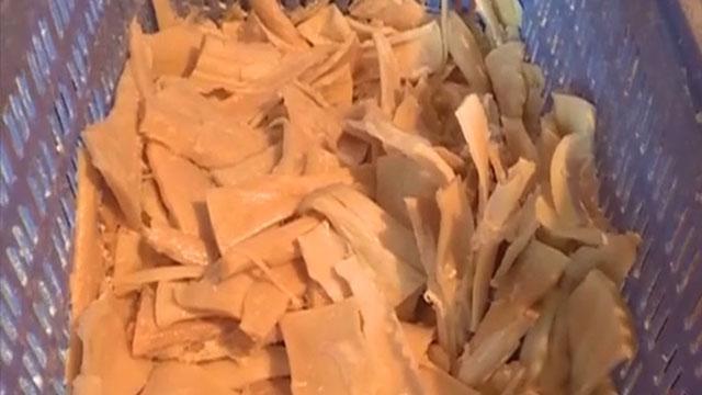 牛板筋加双氧水 黑窝点被端 牛板筋加双氧水 黑窝点被端