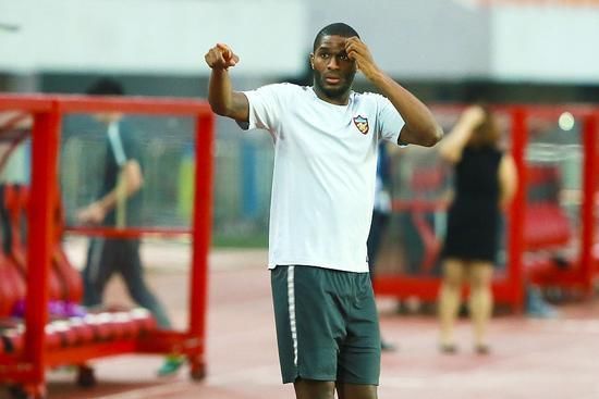 束昱辉头疼权健管理 可别再从媒体上得知自家