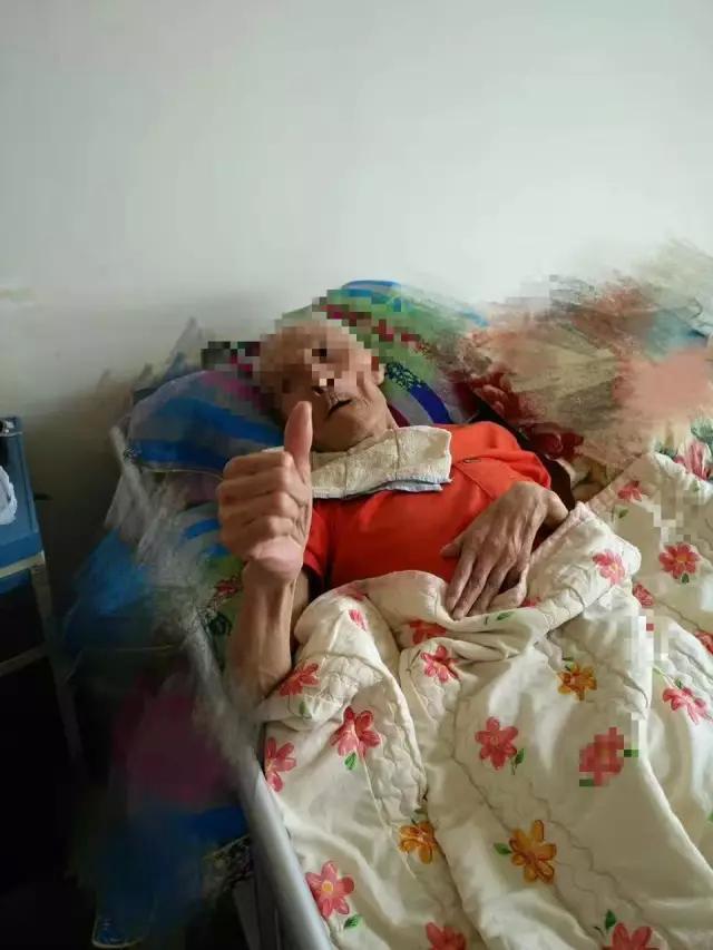 开封二院压疮护理小组走进龙华颐养院