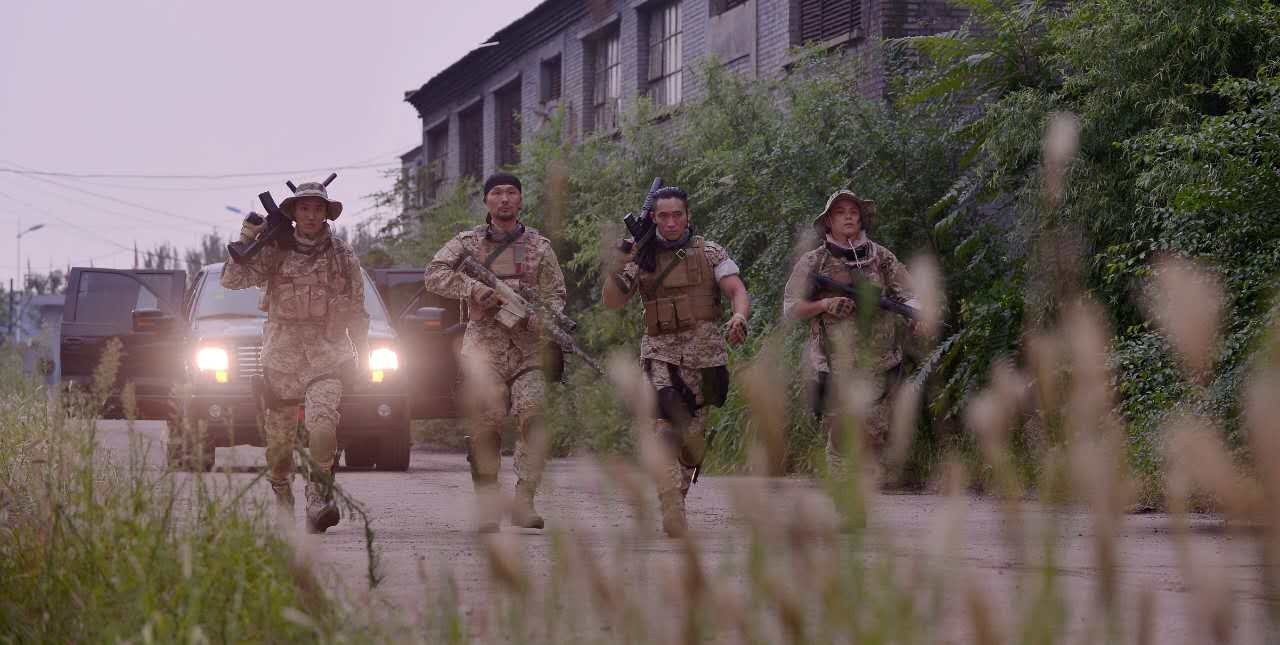 枪林弹雨又见铁血传奇《阎罗特攻队》明日开战