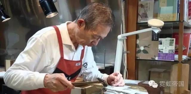 没想到日本人竟然这样爱国!他们是最不喜欢把