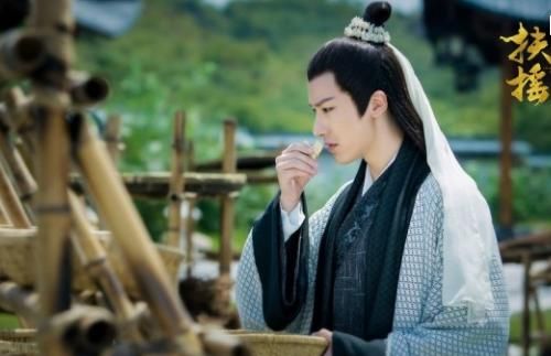 杨幂工作室艺人基本个个爆红,迪丽热巴高伟光