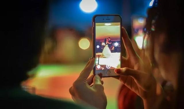 手机短视频时代,如何在抖音拍出10万+的小视频