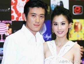 都是赵本山徒弟 唱二人转的这个赚百万 另一个